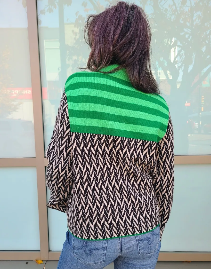 79870 Black And Green Pullover