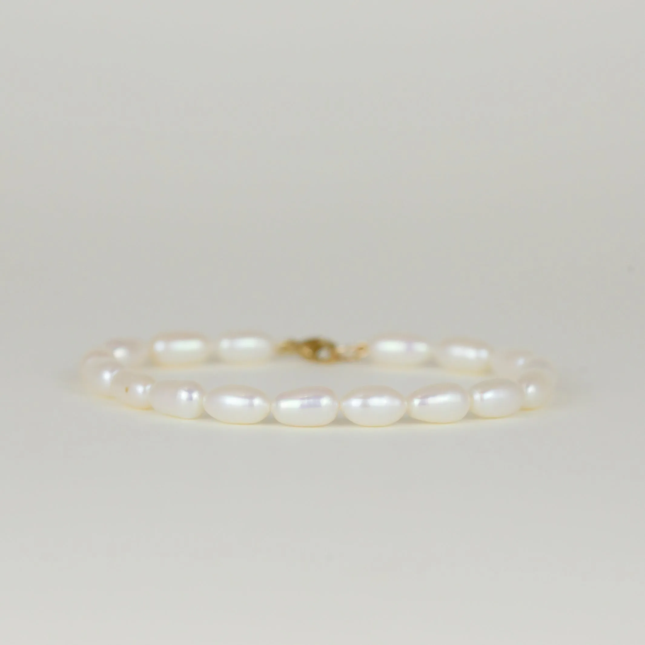 9ct Yellow Gold Irregular Freshwater Pearl Bracelet