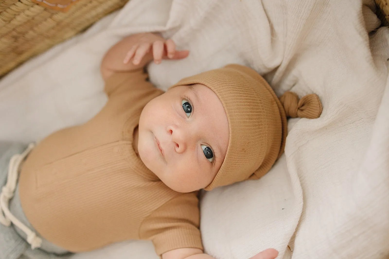 Cafe Organic Ribbed Newborn Knot Hat