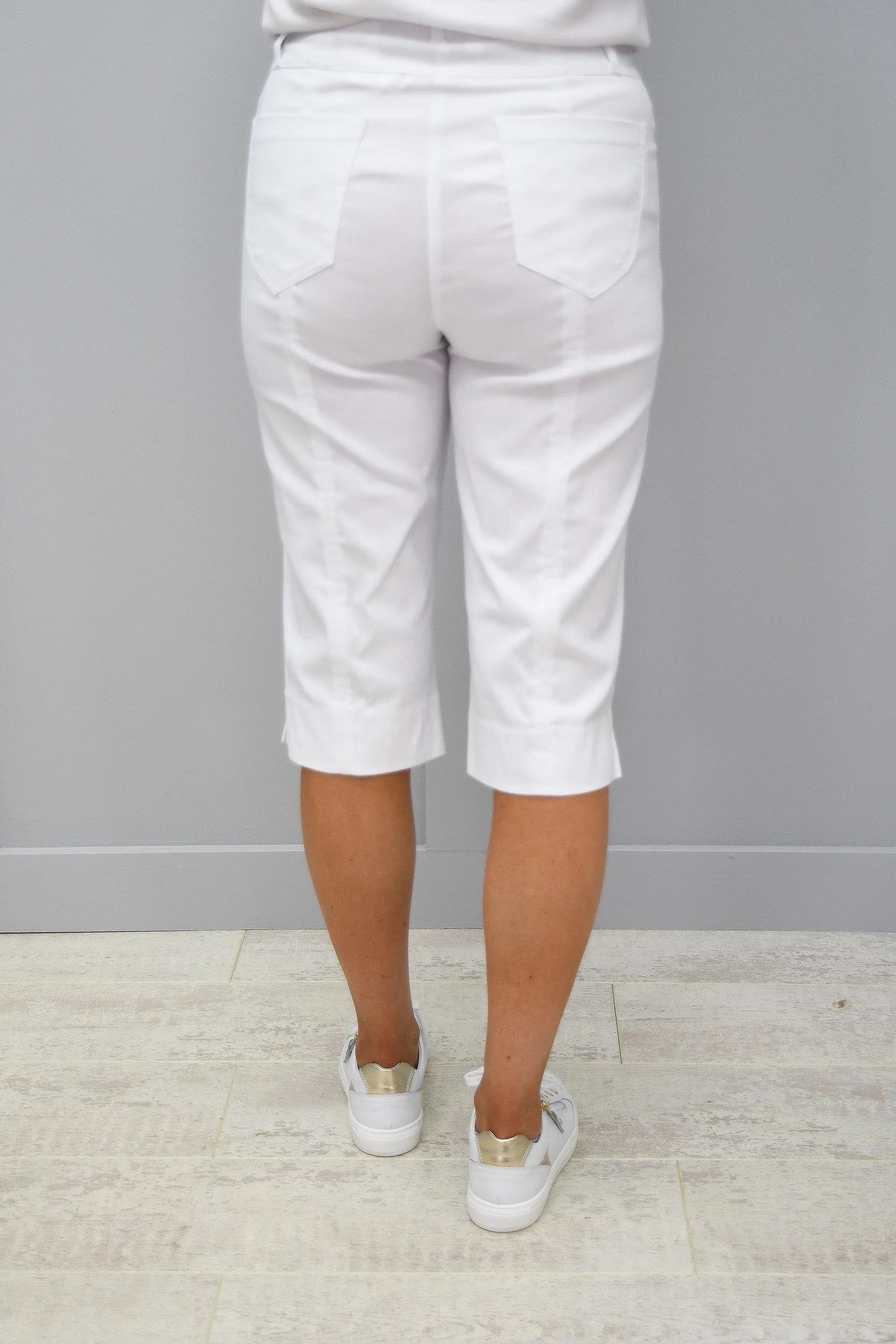 Robell White Lexi Golf Short - 52678 5499 10